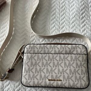 Michael Kors Maeve Cream Crossbody Bag and wallet